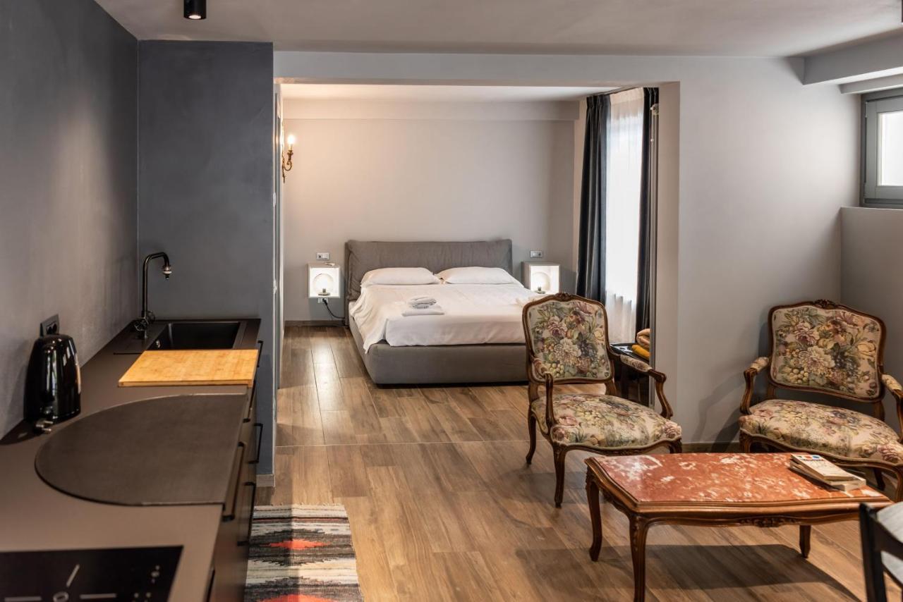 Wisteria Court - Suite 2 - Menaggio Luaran gambar